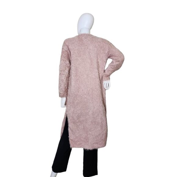 BB Dakota  - Picture 4 of 13